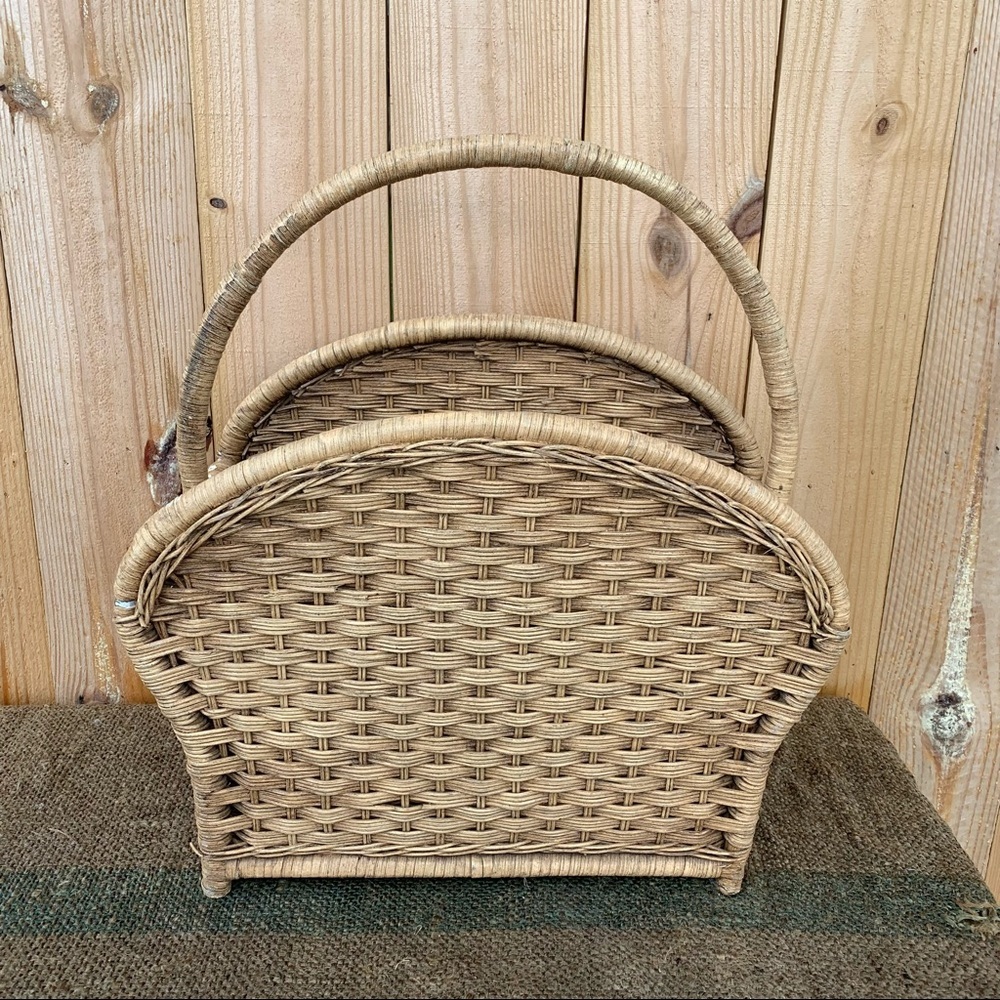 Vintage Rattan Wicker Magazine Rack Basket - Picture 3 of 7